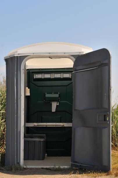 Best Portable restroom trailer rental  in Mascot, TN